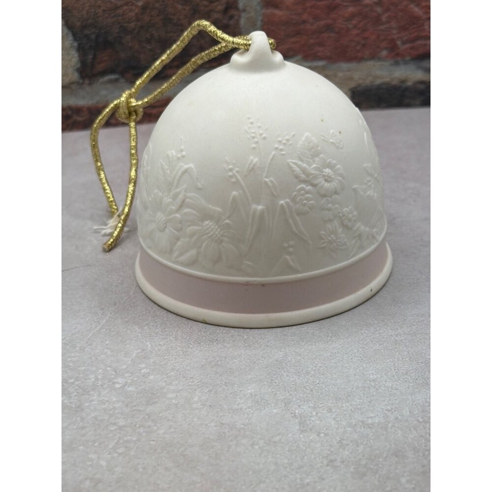 Lladro Collectors Society 1991 Porcelain Bell With Floral Design & Gold Cord